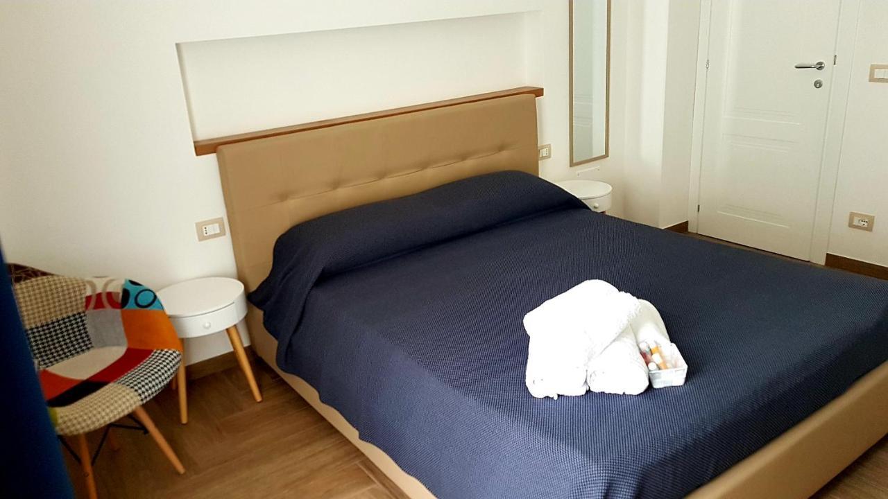 레조디칼라브리아 Monelia B&B 외부 사진